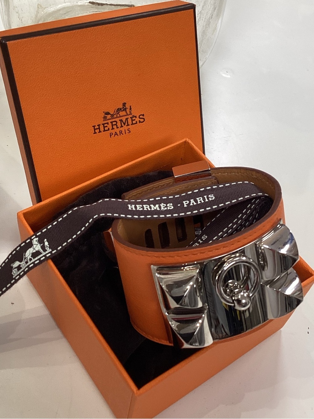 Authentic Hermès Collier de Chien CDC Orange Leather Cuff Bracelet S